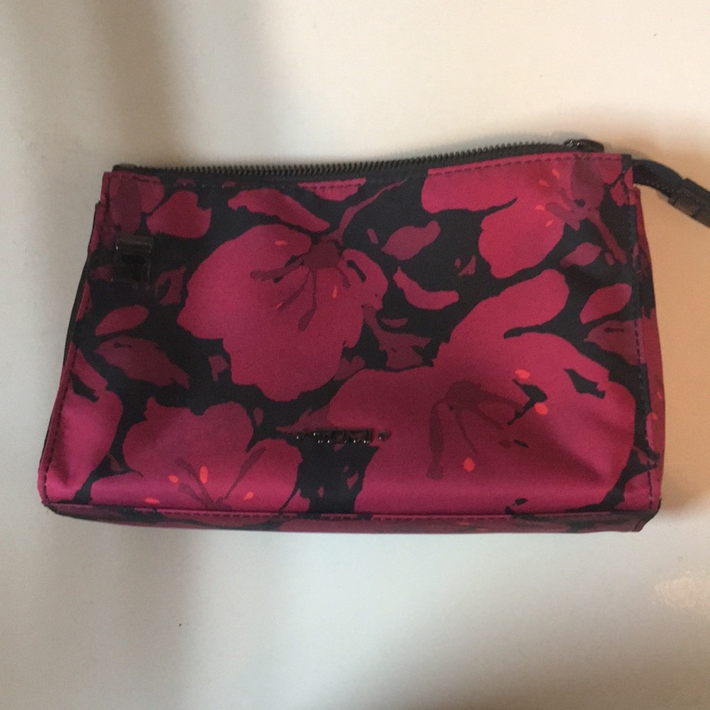 Tumi Voyageur Small Hand Tote